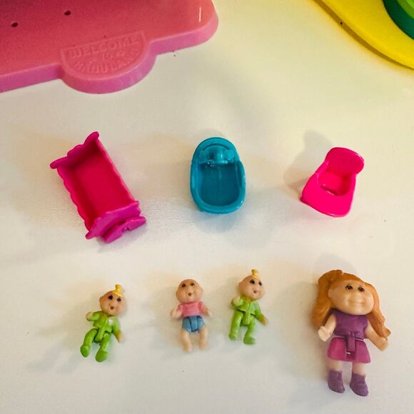 Cabbage Patch Kids Playset **Updated** - Picture 3 of 10